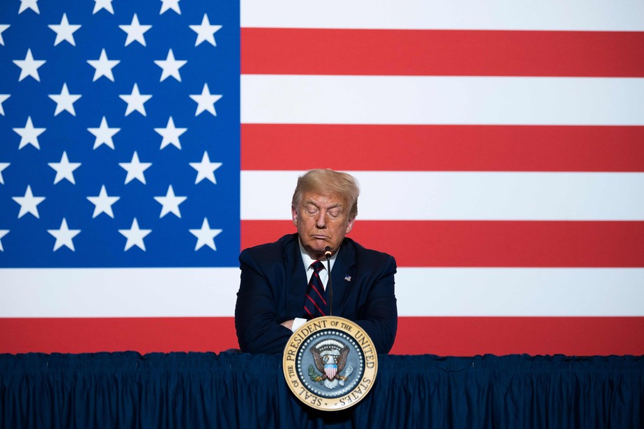 Trump participa de uma mesa redonda sobre a doação de plasma na sede nacional da Cruz Vermelha americana, em WashingtonAFP - 30/07/2020