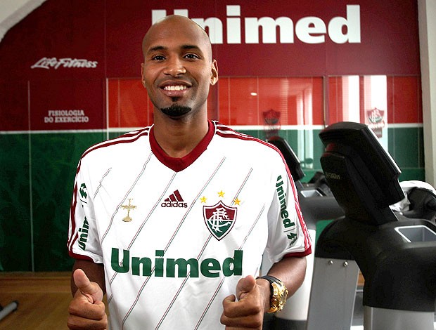 Wellington Silva apresentado no Fluminense (Foto: Nelson Veiga / Globoesporte.com)