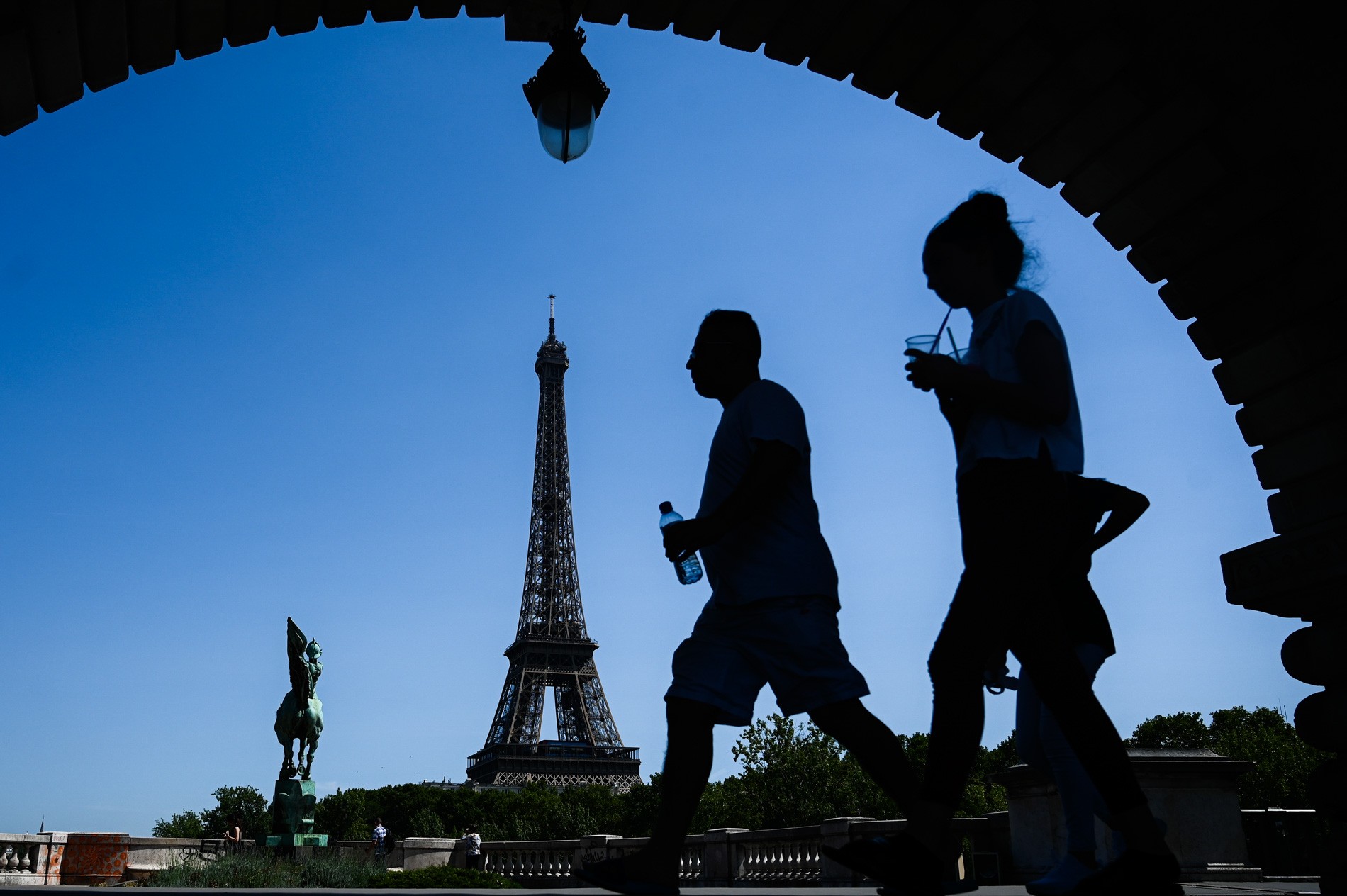 França poderá ter dois meses de ondas de calor por ano em 2100, diz relatório thumbnail