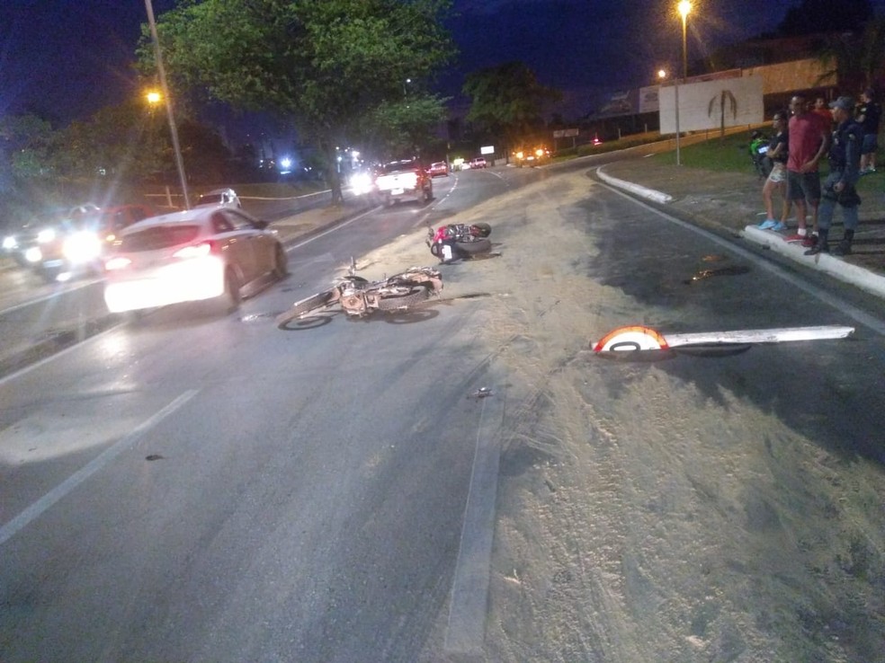 PM morreu em acidente na parte inferior do viaduto da Avenida Miguel Sutil, em Cuiabá — Foto: Deletran Cuiabá