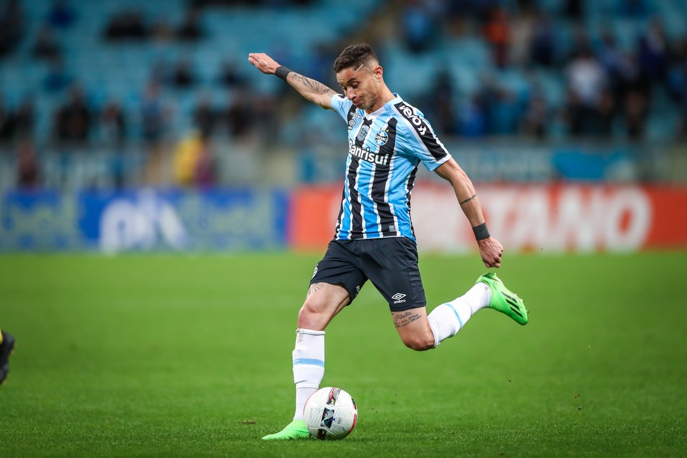 Diogo Barbosa, lateral do Grêmio — Foto: Lucas Uebel/Grêmio