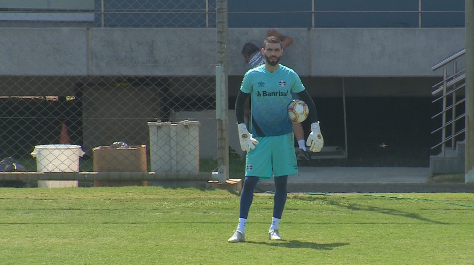 Vanderlei realiza primeiro treino com o Grêmio e espera construir grande história no clube