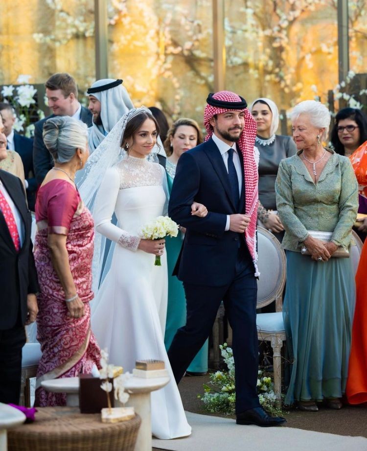 Os noivos durante a cerimônia do casamento real da Jordânia — Foto: Reprodução/Redes sociais
