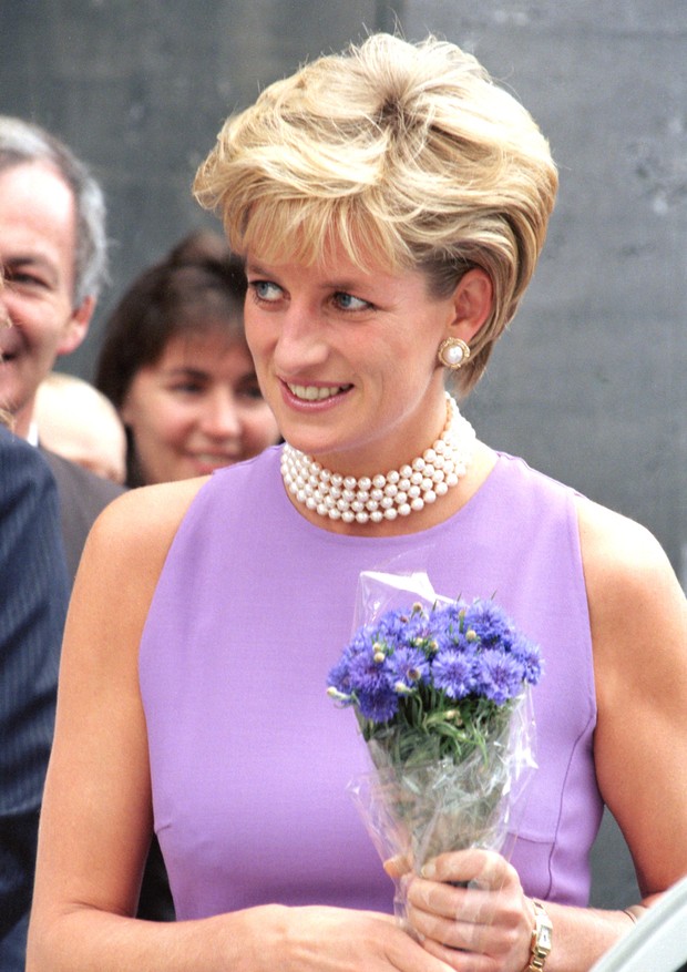 Diana, Princess Of Wales Visits The Victor Chang Cardiac Research Institute During Her Visit To Sydney, Australia. (Photo by Julian Parker/UK Press via Getty Images) (Foto: UK Press via Getty Images)