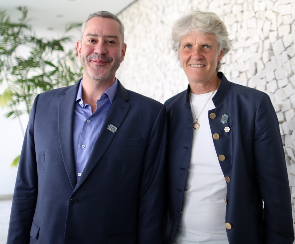 Rogério Caboclo se aproximou de Pia Sundhage quando a sueca participou de congresso na CBF — Foto: Laís Torres/CBF