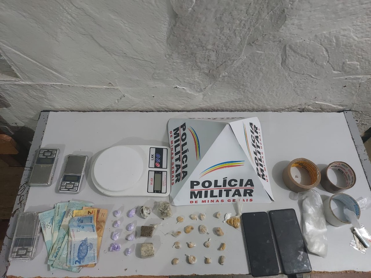 PM apreende drogas após receber informações de que criminosos estariam comemorando furto em  motel de Montes Claros