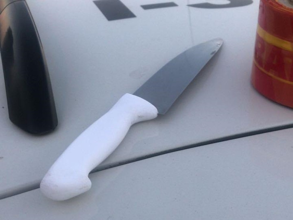 Faca usada no crime foi apreendida pela Polícia Civil (Foto: ACidadeON/São Carlos)
