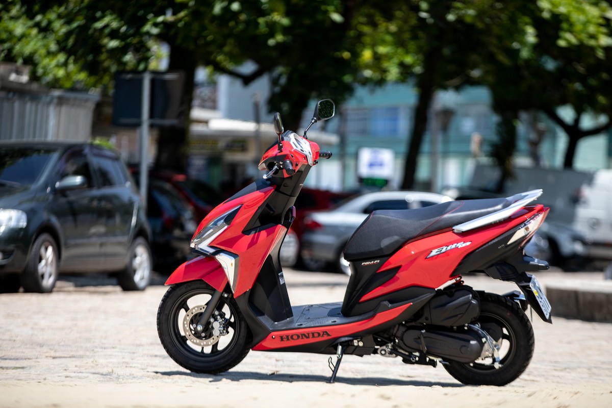 Honda Elite Motor Scooter