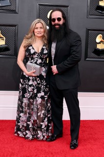 Rena Sands e John Petrucci