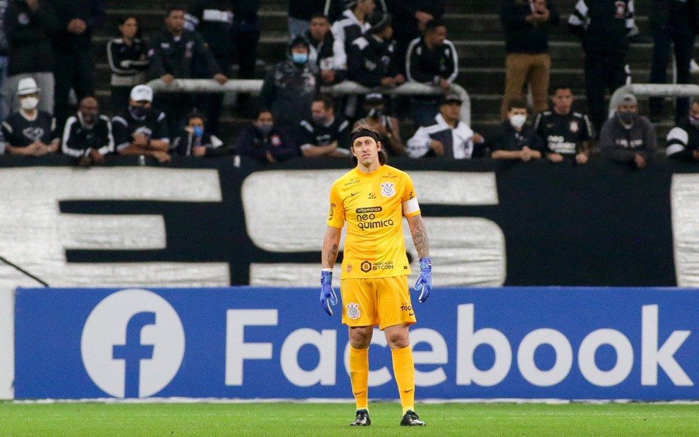 Após sete jogos, Corinthians volta a não sofrer gols e faz Cássio bater mais um recorde no clube