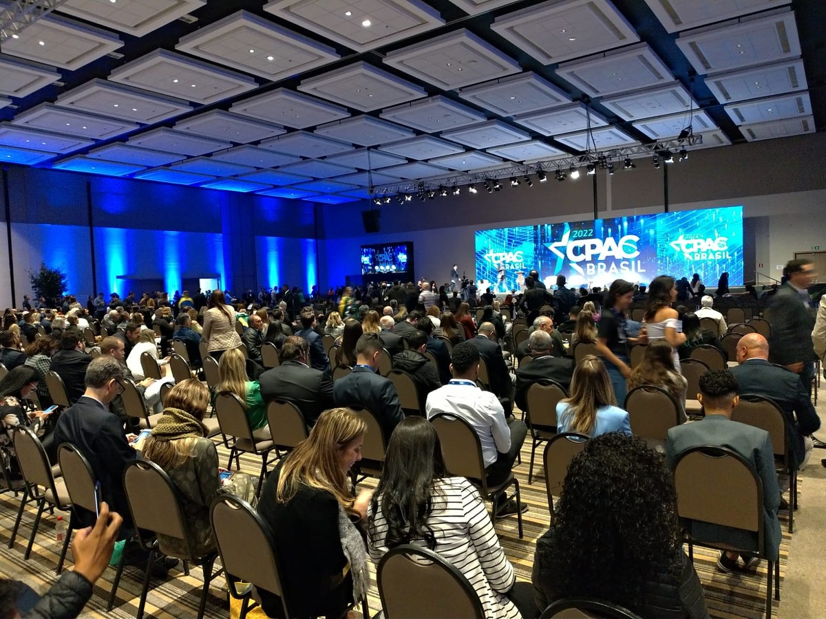 Na primeira edi&ccedil;&atilde;o p&oacute;s-Olavo, congresso conservador tem ataques ao STF, &agrave;s elei&ccedil;&otilde;es e &agrave; esquerda