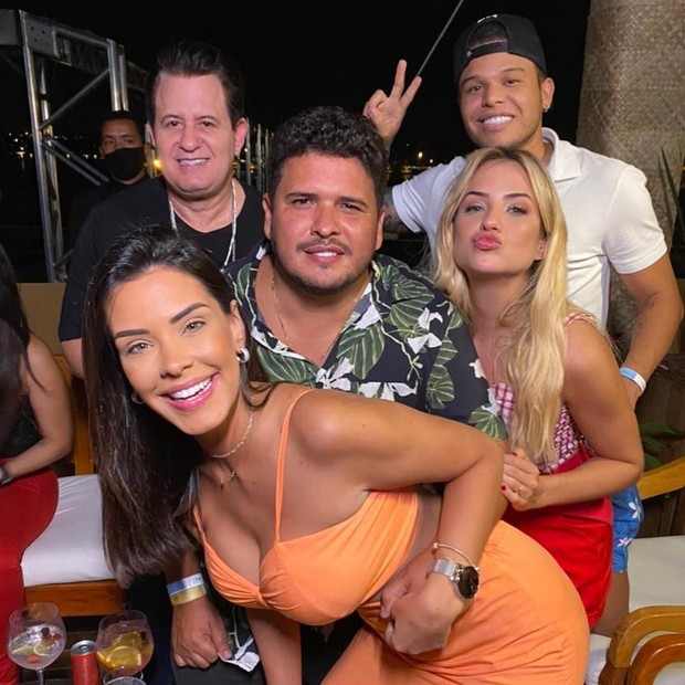 Ivy Moraes, Raphae Eduardo, Marrone, Tierry e Gabi Martins (Foto: Reprodução/Instagram)