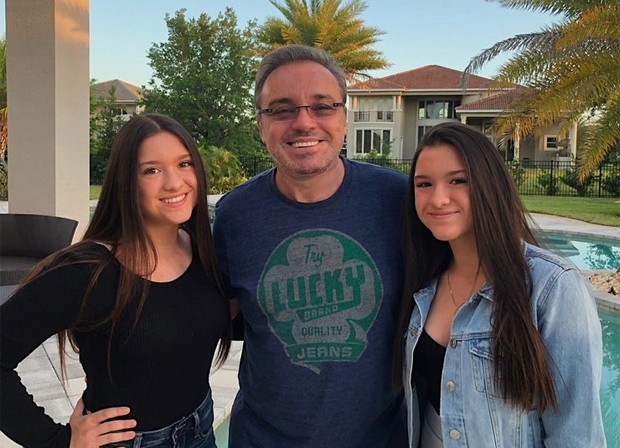 Gugu Liberato com as filhas, Sofia e Marina (Foto: Reprodução/Instagram)