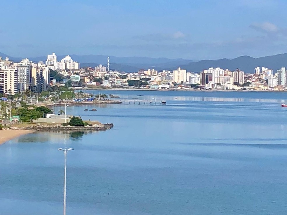 Amanhecer em Florianópolis, Capital de SC — Foto: Antônio Neto/ NSC TV