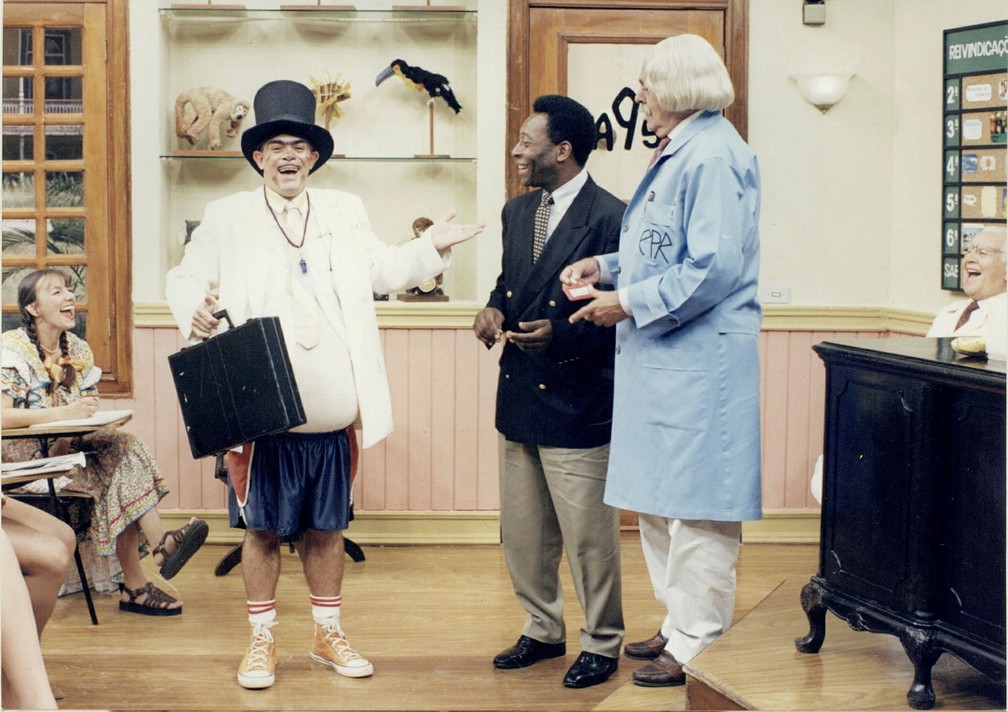 Pelé durante gravações da 'Escolinha do Professor Raimundo' — Foto: Acervo Grupo Globo