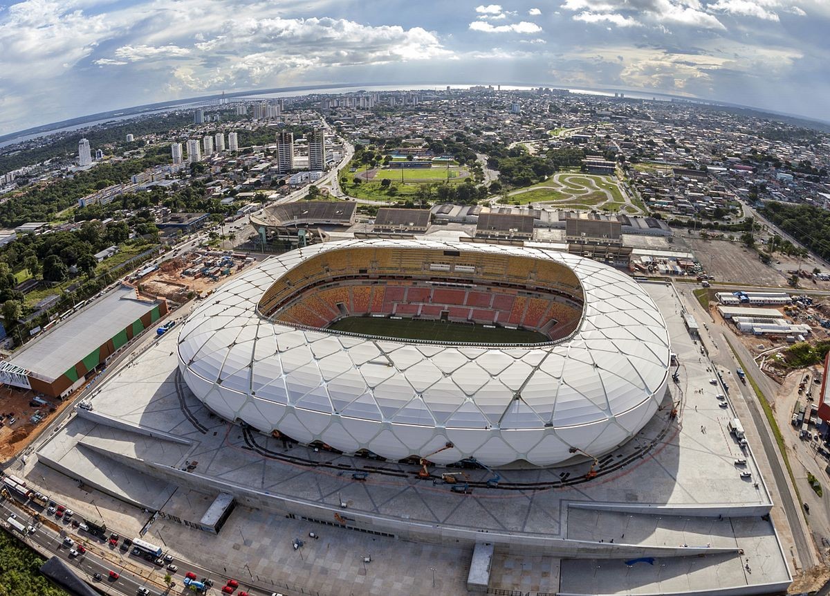 Elefante branco: Arena da Amazônia recebe públicos de 200, 300 pessoas ...
