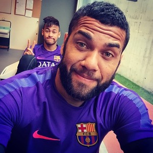 Daniel Alves e Neymar (Foto: Instagram)