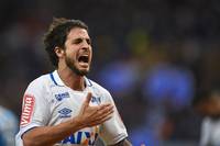 Preterido após título, Hudson escolhe gol pelo Cruzeiro como mais importante da carreira