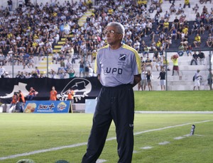 Givanildo Oliveira, técnico do ABC (Foto: Augusto Gomes)