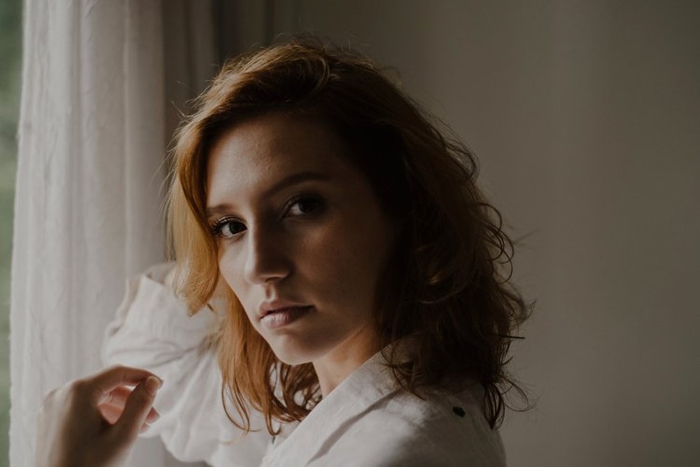 Lorena Comparato diz que não liga para haters e revela projeto por trás de foto nua — Foto: Carolina Goetz/Divulgação