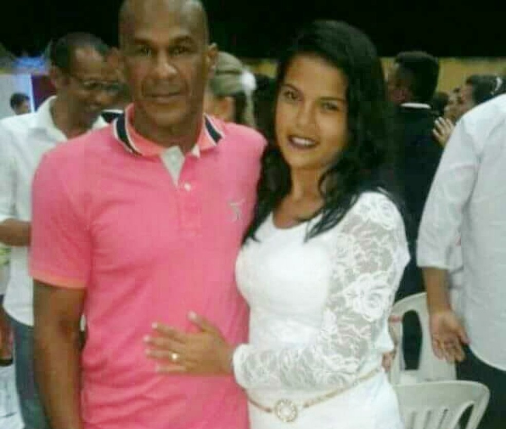 Divisão de Homicídios procura Laudir Gomes do Nascimento, de 45 anos, visto armado antes e após o assassinato de Estefany Micaeli Souza de Carvalho, de 19, morta neste domingo (26) em São Gonçalo do Amarante (Foto: Polícia Civil do RN/Divulgação)