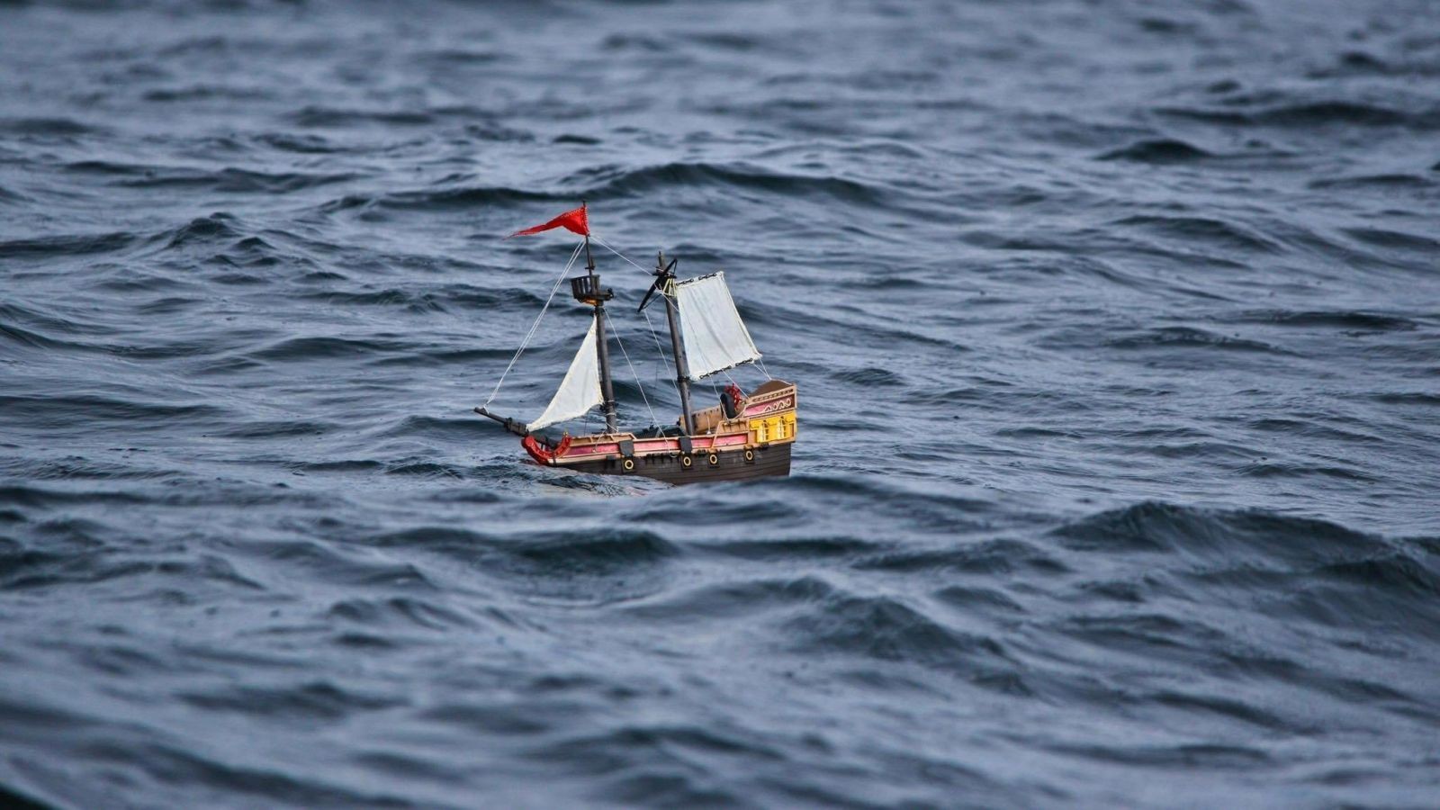 HSM Adventure: o barco de brinquedo que está navegando o Atlântico. (Foto: Cortesia de MacNeill Ferguson)