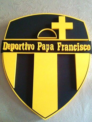 Equipe de vôlei do Deportivo Papa Francisco (Foto: Reprodução / Facebook)
