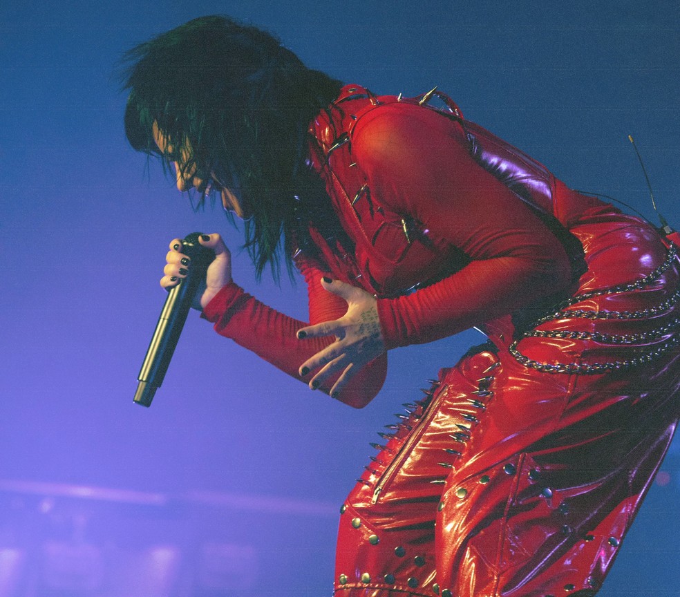 Demi Lovato em apresentação nesta terça-feira (30), em São Paulo — Foto: Angelo Kritikos/Divulgação