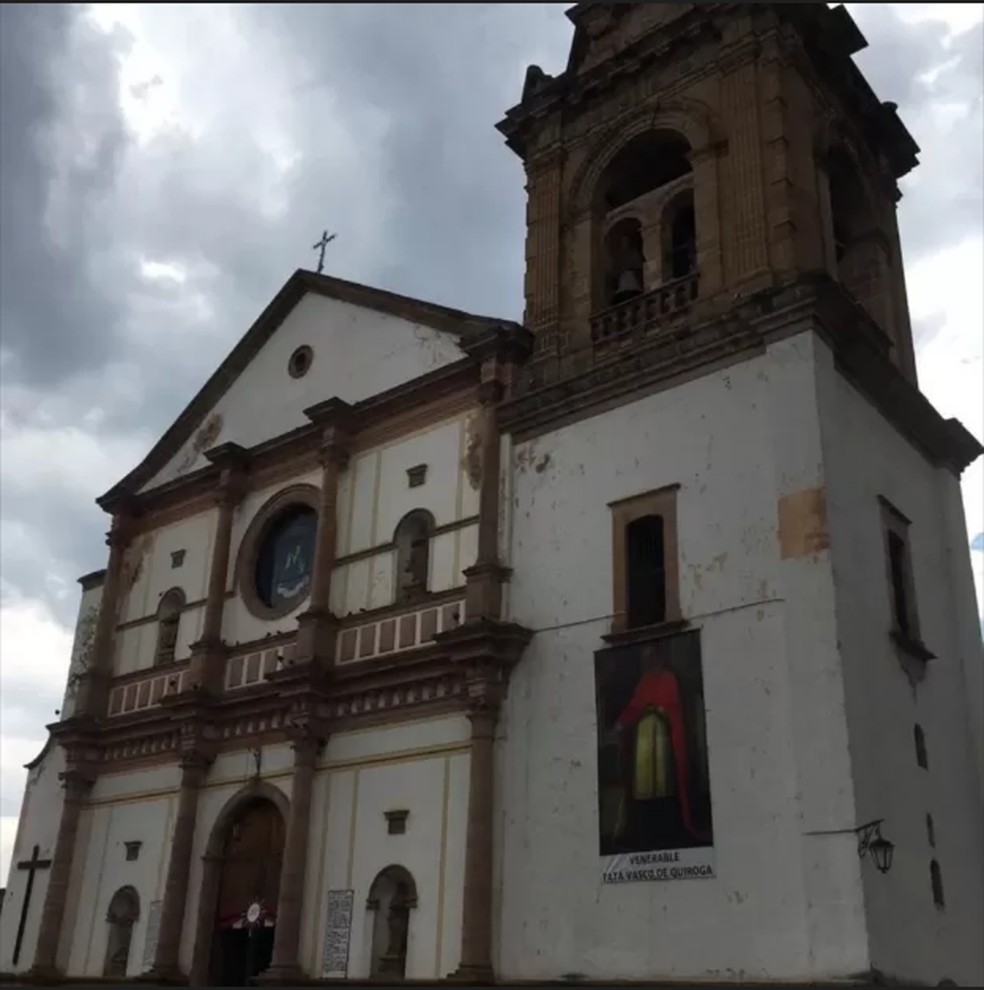 A comunidade purépecha concordou em cooperar com os espanhóis para construir a Basílica de Nossa Senhora da Saúde em Pátzcuaro — Foto: Arquivo pessoal/Via BBC