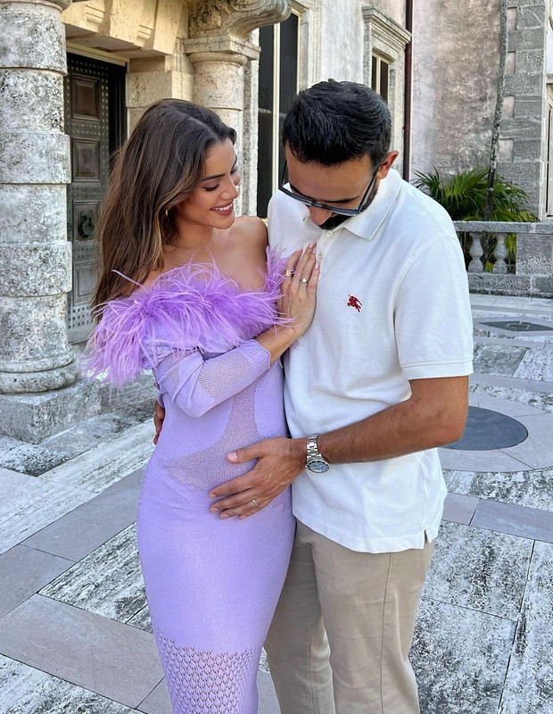 Camila Coelho e o marido, Icaro Brenner (Foto: Reprodução/Instagram)