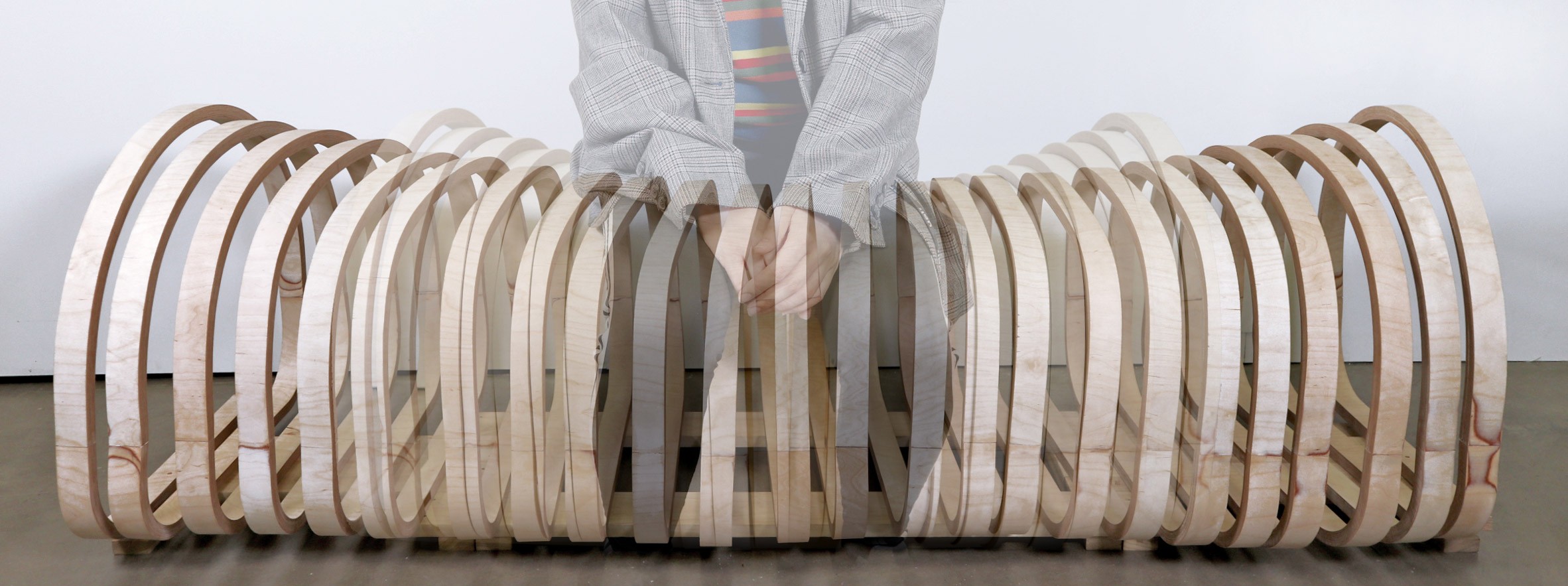 Designer chinês cria cadeira que se transforma em caixão (Foto: Divulgação)