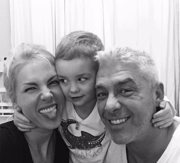 Ana Hickmann, o filho, Alexandre, e o marido, Alexandre Corrêa (Foto: Reprodução /  Instagram)