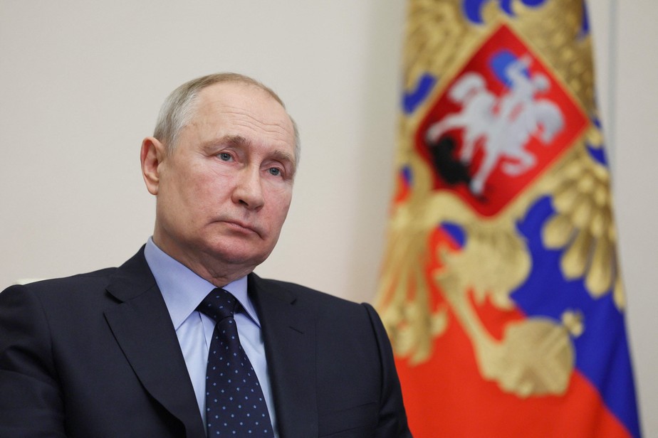 Putin preside reunião de Gabinete por videoconferência em sua residência nos arredores de Moscou
