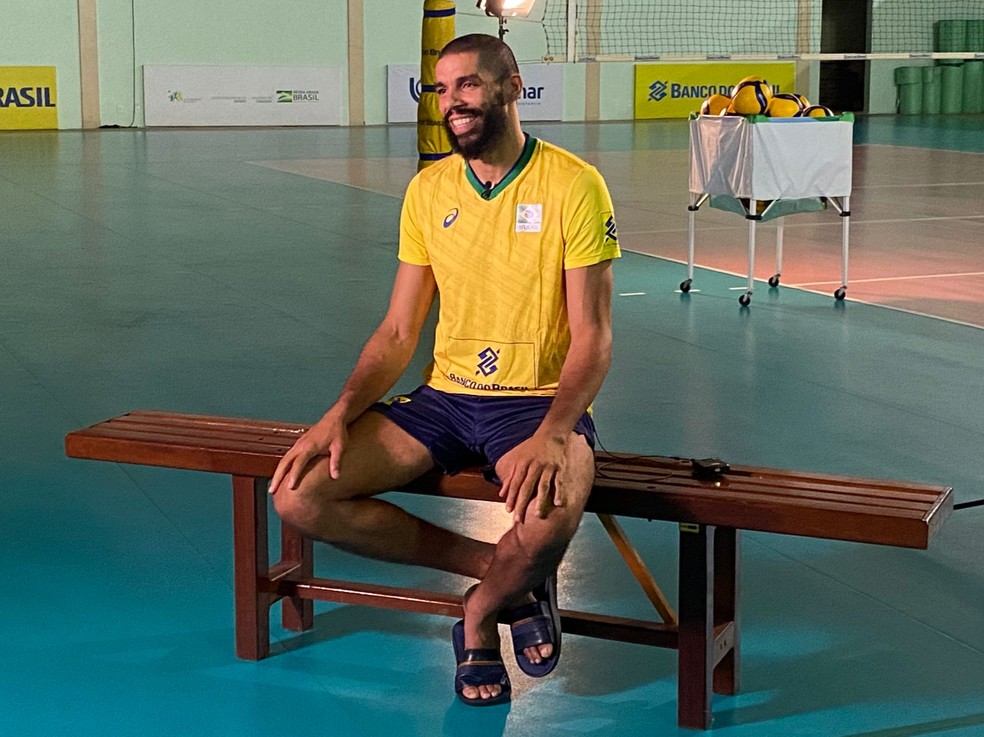 Wallace no centro de treinamento da seleção — Foto: João Gabriel Rodrigues