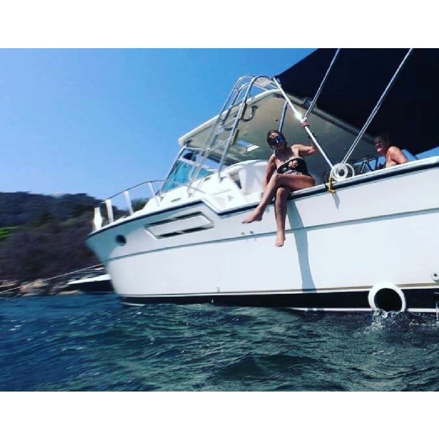 Maria Antonieta de Las Nieves pronta para mergulhar  (Foto: reprodução Instagram )