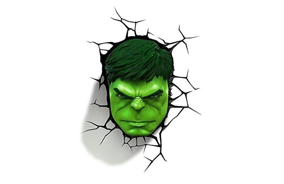 'Hulk esmaga': luminária do herói da Marvel simula parede quebrada (Foto: Reprodução/Amazon)