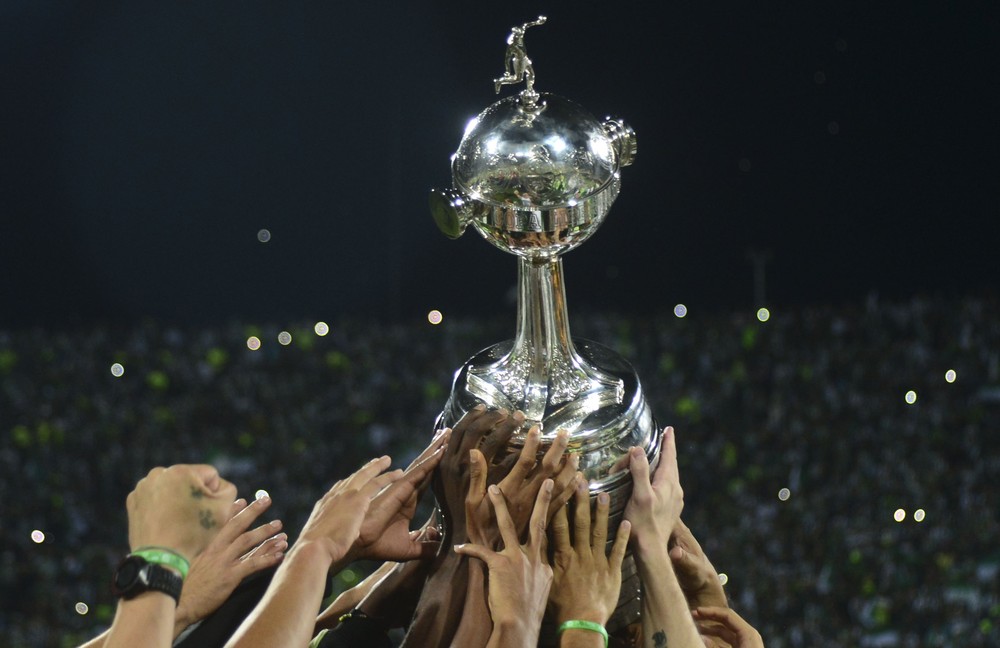 Conmebol confirma horários das finais da Libertadores entre Grêmio e Lanús