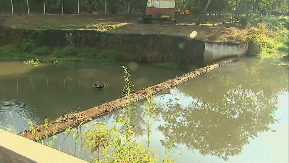 Reservatórios de água estão com nível baixo em Bebedouro, SP — Foto: Valdinei Malaguti/EPTV