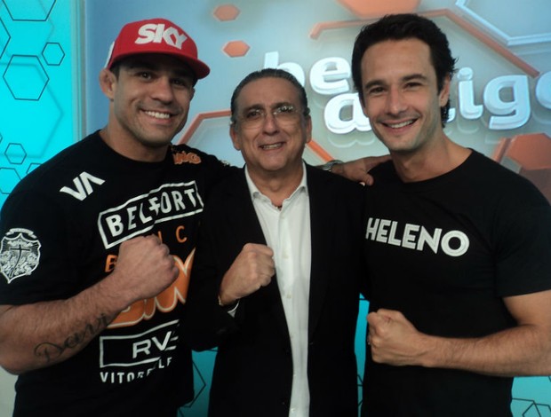 Vitor Belfort, Rodrigo Santoro e Galvão Bueno após o programa (Foto: Wagner Bordin/SporTV.com)
