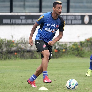 Rafael Silva chega segunda e recebe aviso de Gilvan: Torcida cobra muito