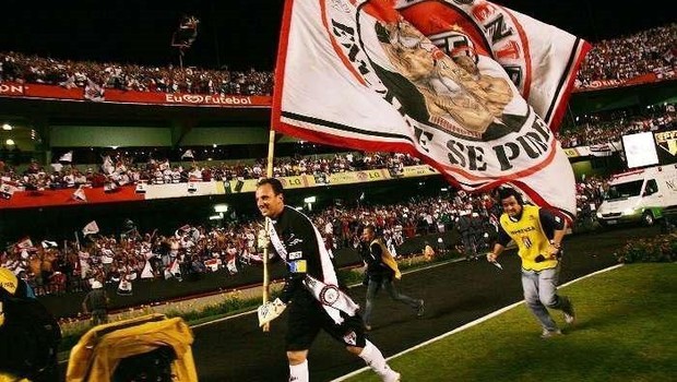 Torcida Independente cria música de despedida para Ceni e provoca o Corinthians