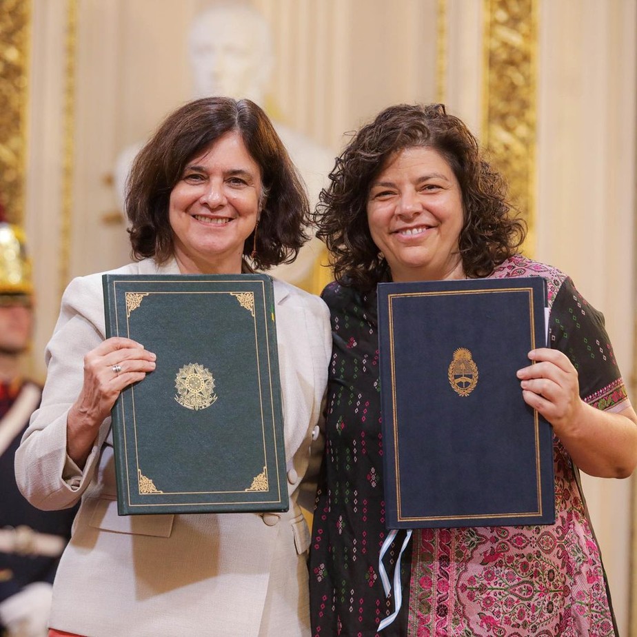 A ministra da Saúde do Brasil, Nísia Trindade, e a ministra da Saúde da Argentina, Carla Vizzotti