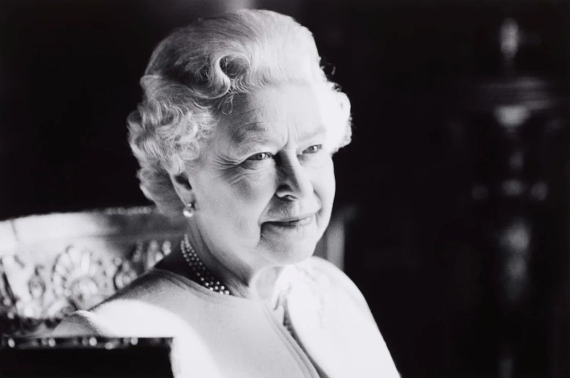 Rainha Elizabeth II morreu aos 96 anos, deixando 4 filhos, 8 netos e 12 bisnetos (Foto: Reprodução/Instagram)