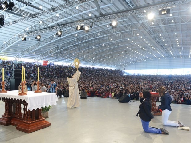 Portal Minas Gerais - Eventos: SHOW: PADRE FÁBIO DE MELO - ARENA HALL