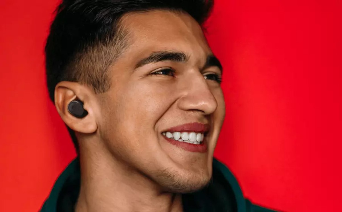 JBL Wave 100TWS é novo fone da marca no Brasil por preço mais baixo