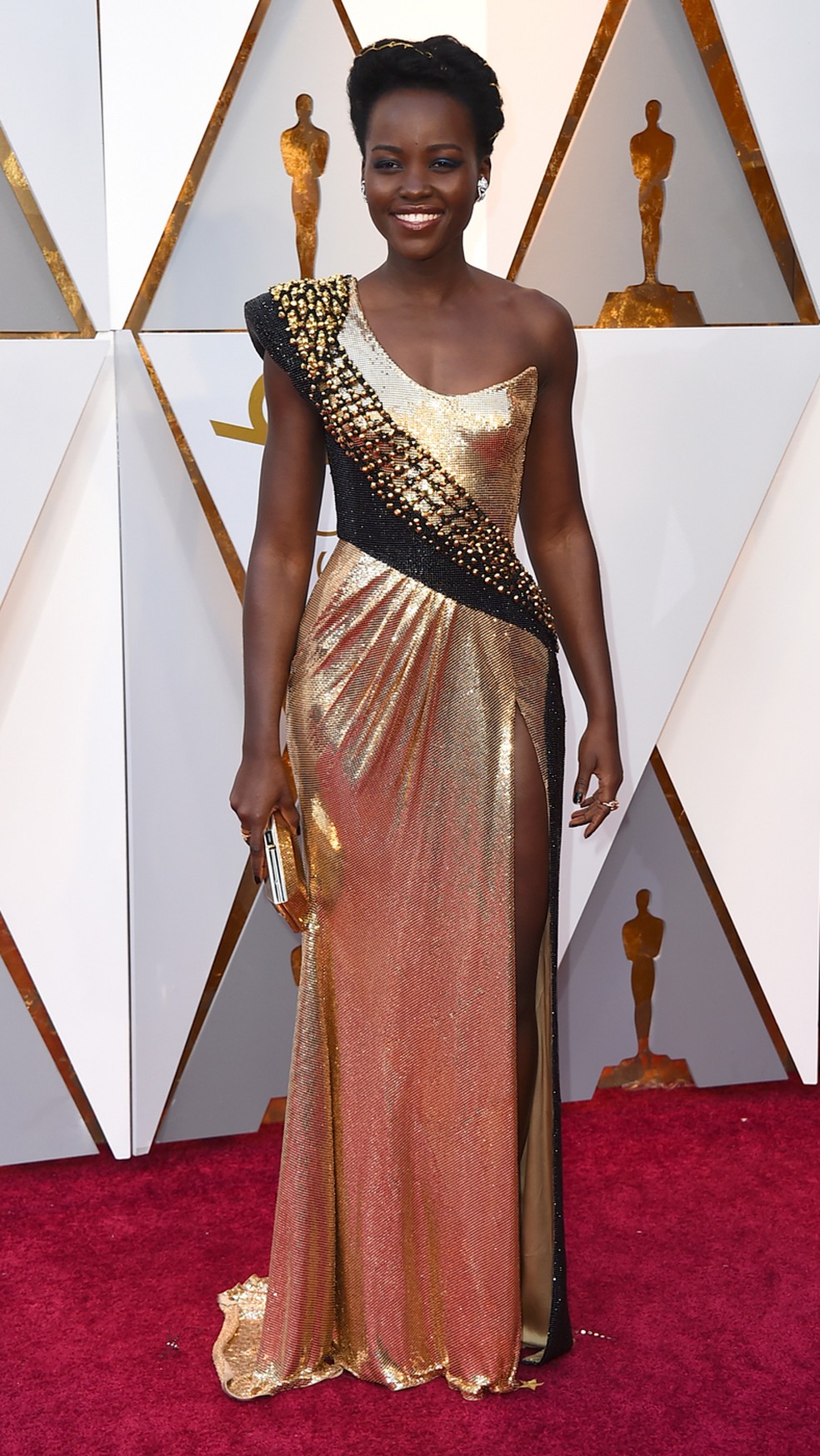 Lupita Nyong'o, de 'Pantera negra', no tapete vermelho do Oscar 2018 (Foto: Jordan Strauss/Invision/AP)