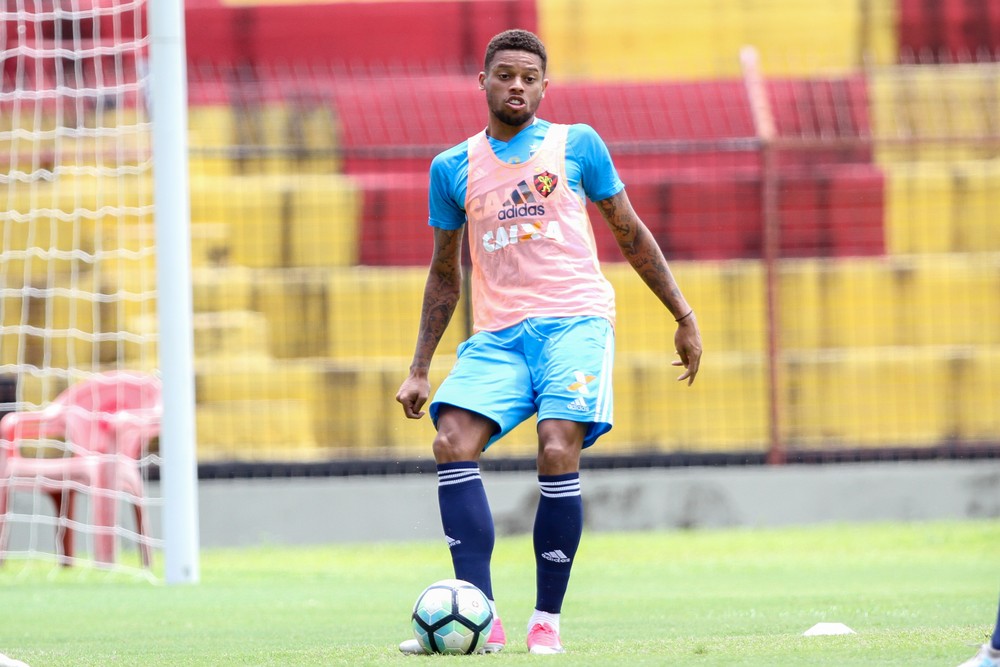 Sport espera nova proposta do Grêmio por André e pode fechar negócio nesta semana