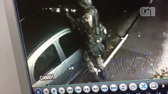 Quadrilha usa fuzis, roupas camufladas e até capacetes em ataque a bancos em Atibaia, SP