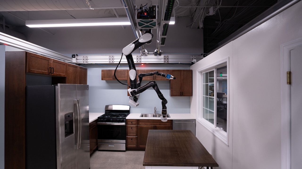Equipe de robótica da Toyota desenvolve soluções para o lar (Foto: Divulgação)