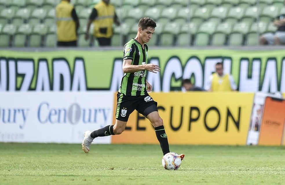 Primeiro Reforco Anunciado Para A Temporada Ale Renova Com O America Mg Ate Maio De 2022 America Mg Ge